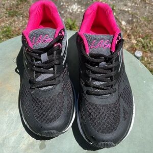 Women’s casual tennis shoes size 8. Pink/Black/Grey. Light weight.